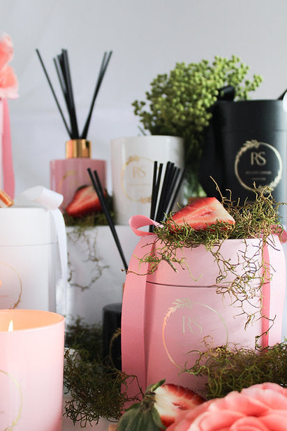 Strawberry Cocktail Candle - Red Shed